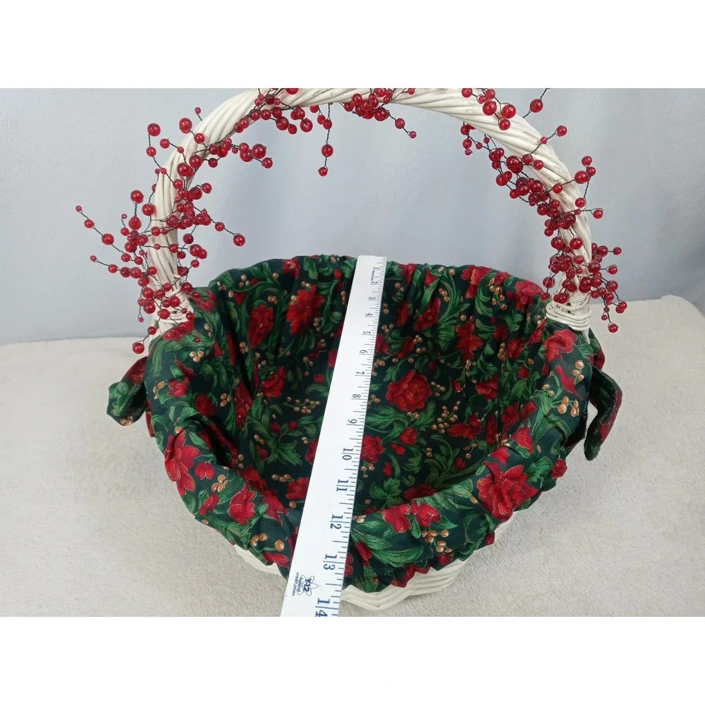 White Wicker‎ Christmas Basket Red Berry Handle Poinsettia Liner Holiday Decor